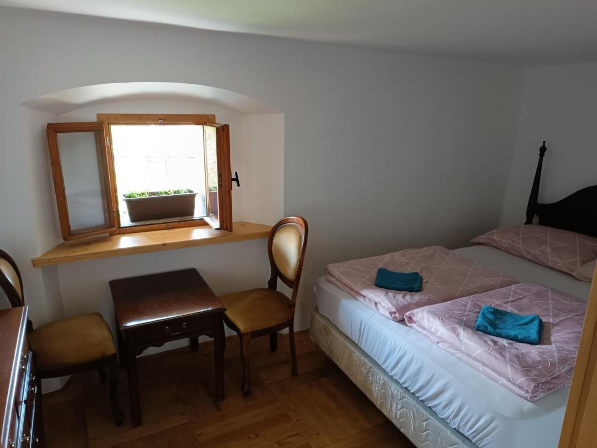 Auberge de jeunesse Pr Mocnk à Bled Extérieur photo